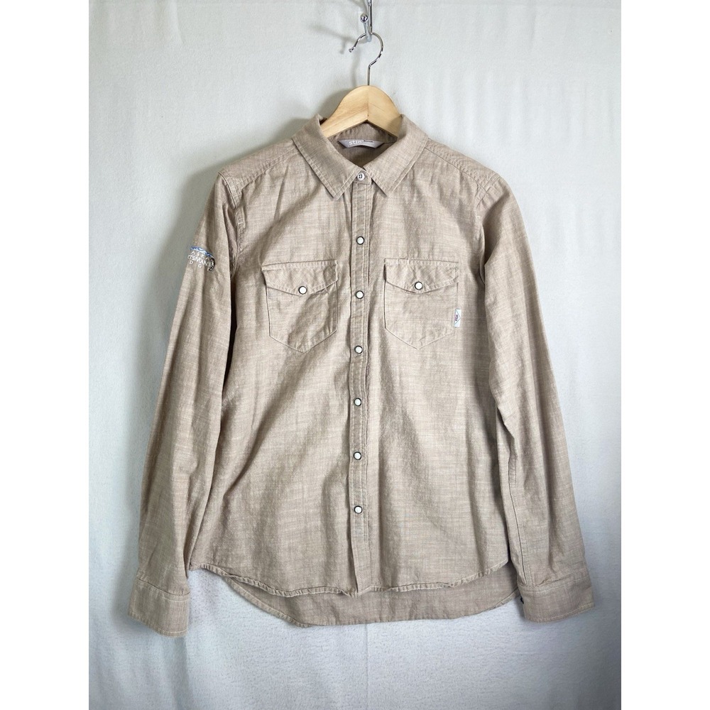 Stio Womens L Organic Cotton Pearl Snap Shirt Beige Alaska Logo Outdoor Casual